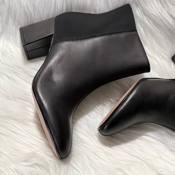 NIB Clarks Chartli Valley Black Suede Ankle Boots Booties - Picture 12 of 16